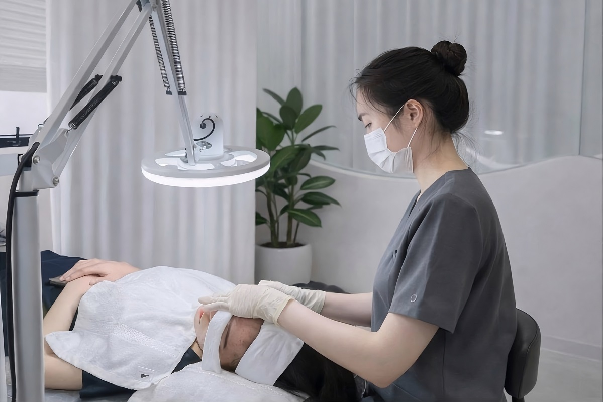 Trị mụn chuyên sâu